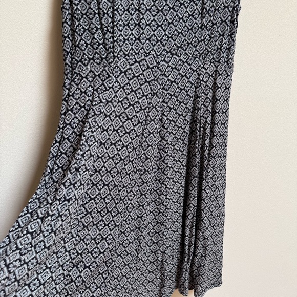 Irene’s Story Boho Floral Print Knee Length Dress - Picture 8 of 9